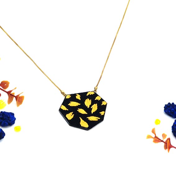 bijoux créateur Lyon collier motif léopard panthère